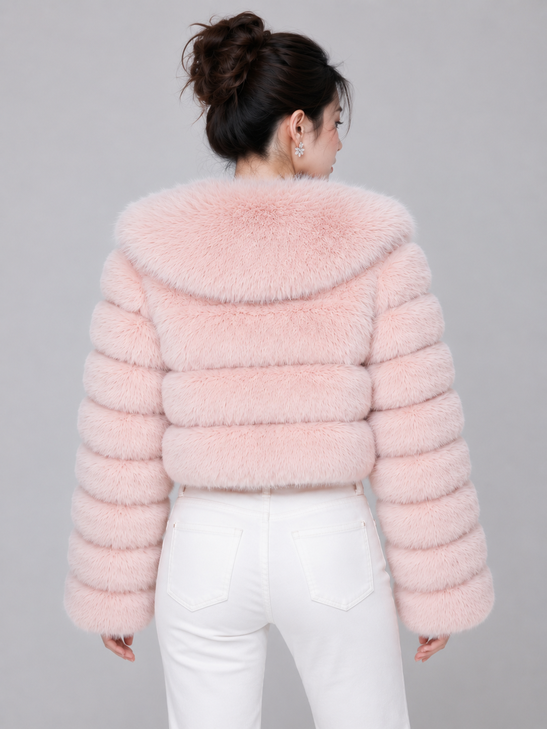 MAFFLE Women's Luxe Faux Fur Cropped Jacket | Peach