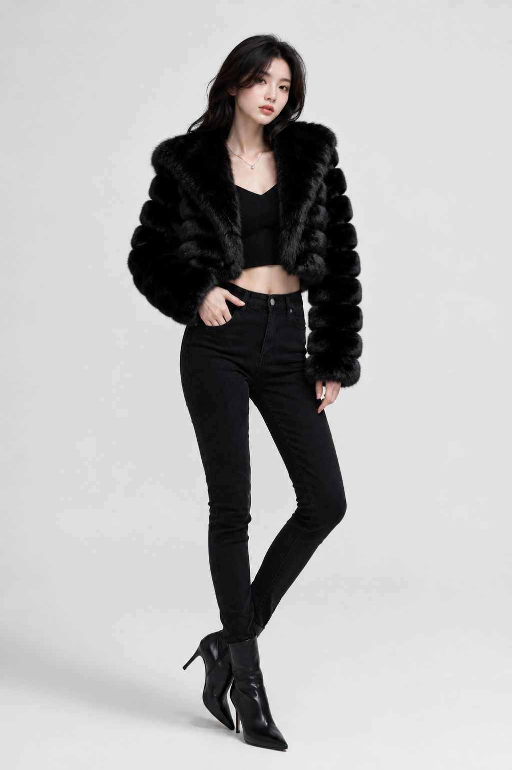 MAFFLE Women's Luxe Faux Fur Cropped Jacket | Black